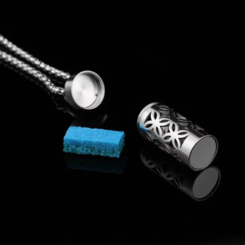 New Stainless Steel Aromatherapy Jewelry Necklaces Perfume Essential Oil Diffuser Pendant Necklace Flower Locket Aroma Necklaces